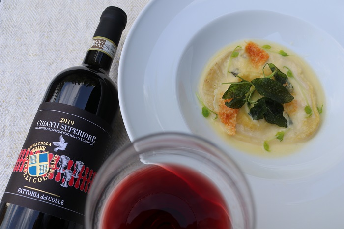 Ravioli-ripieni-di-guancia e Chianti-Superiore-Fattoria-del-Colle-Toscana