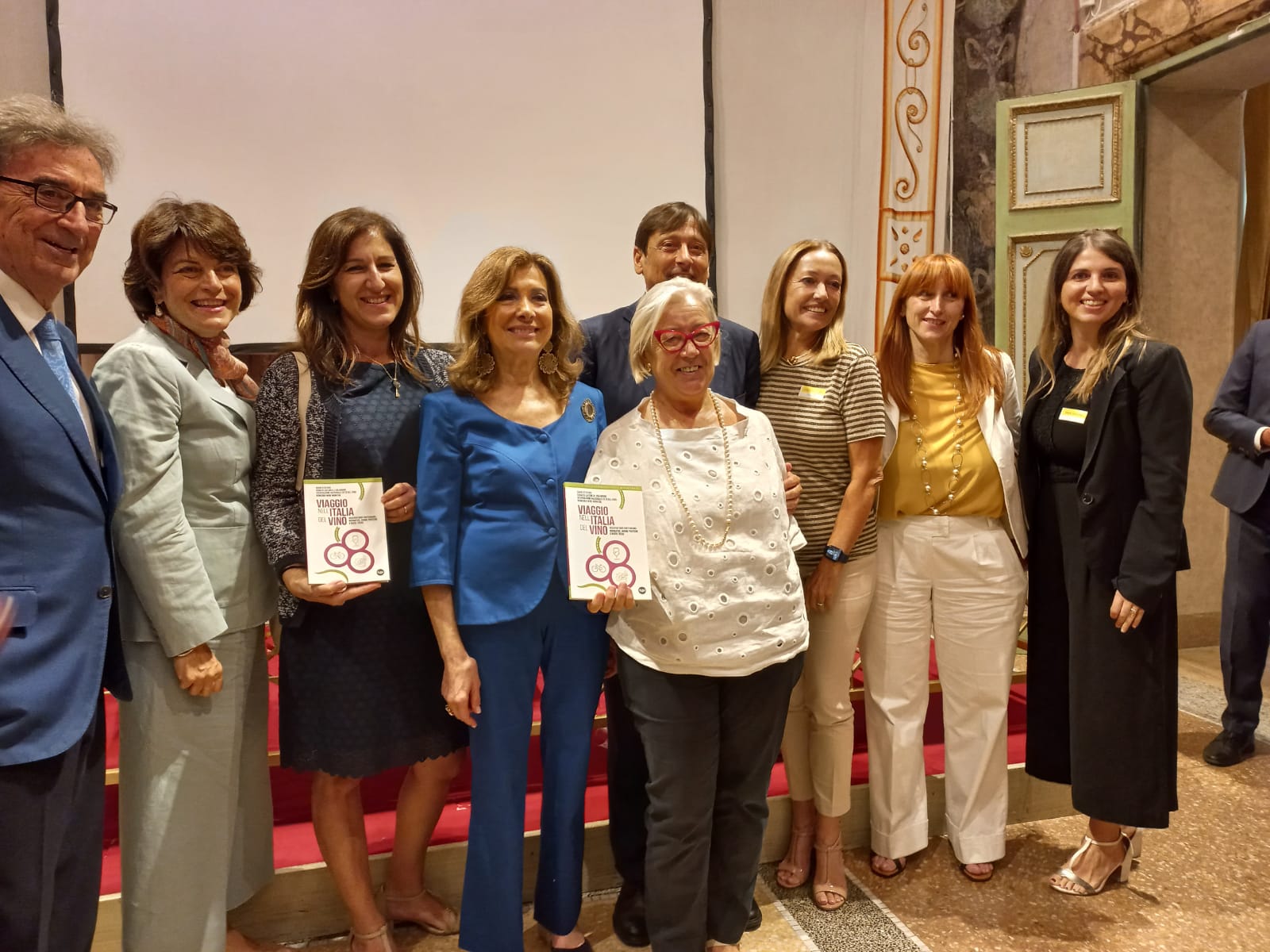 Presentazione-del-nuovo-manuale-sul-Turismo-del-vino