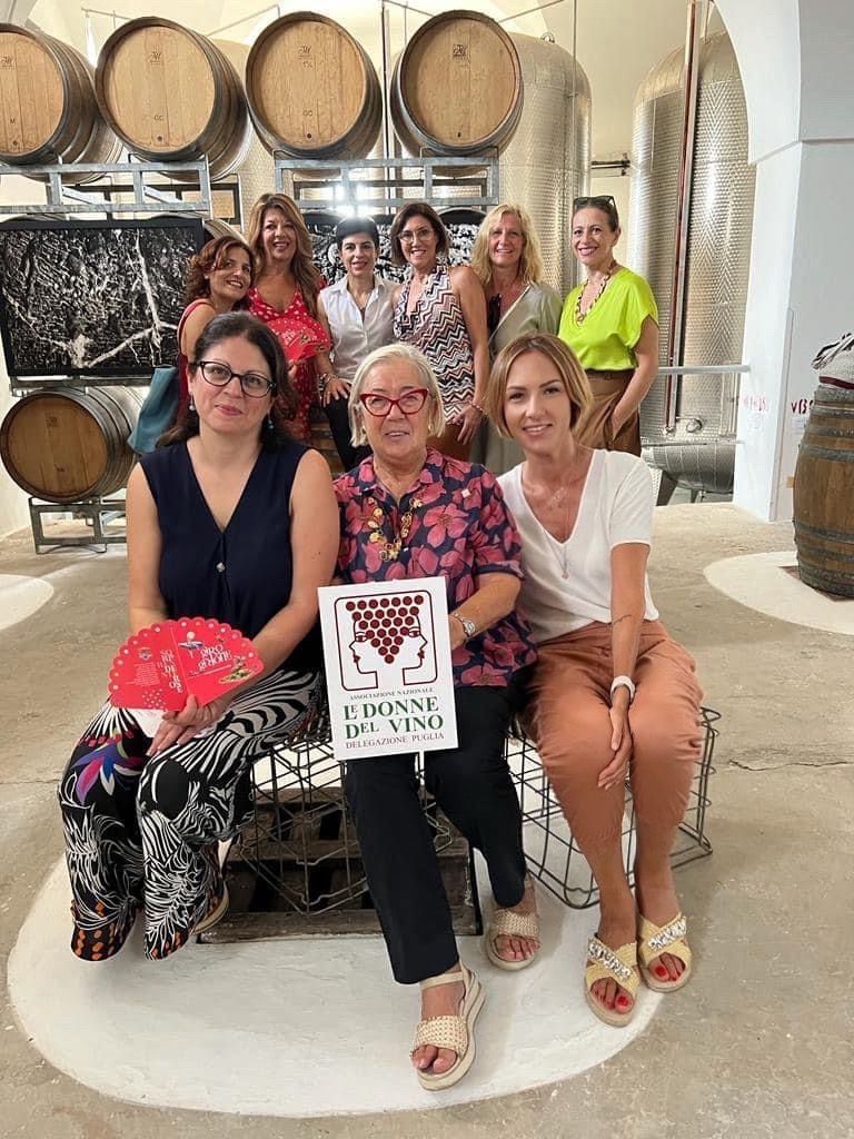 Cantine Garofano-Puglia-Donatella-Cinelli-Colombini-e-le-Donne-del-Vino-di-Puglia