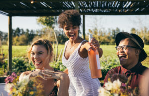 LE DONNE SEMORE PIù PROTAGONISTE DEL MERCATO DEL VINO ITALIANO