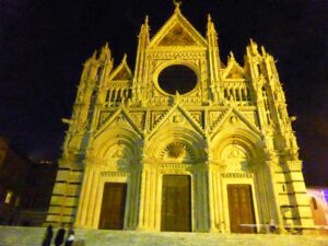 Siena-Duomo-di-notte