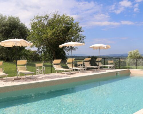 Piscina panoramica dopo il restauro, Fattoria del Colle