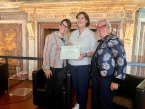 Violante e Donatella Cinelli Colombini con la Vicepresidente della Toscana Stefania Saccardi