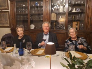 Emanuele Pellucci festeggia i suoi 80 anni a Nipozzano con la sua famiglia e i suoi amici