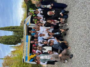 Ambulanza in ricordo di Carlo Gardini con lo staff della Misericordia di Sinalunga e dell'azienda di Donatella Cinelli Colombini
