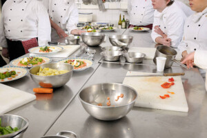 Chef stellati in fuga dalla cucina dei loro ristoranti