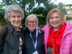 Ornella Venica Donatella Cinelli Colombini e Daniela Mastroberardino tre past presidenti del Movimento turismo del vinoe Donne del Vino