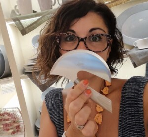 Coltello del sellaio di Scarperia da Toscana Lovers con Sara Petreni