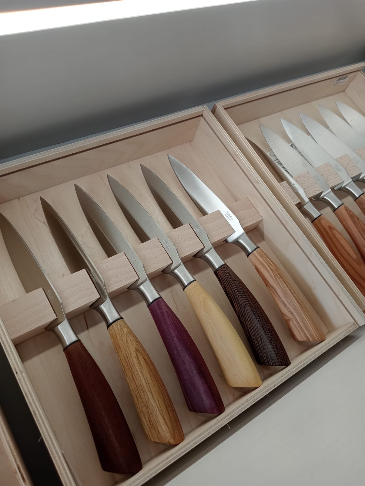 Toscana Lovers Coltelli di Scarperia con manici di legni diversi