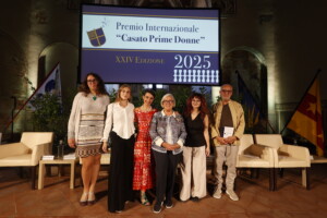 Camilla,Martine e Maria Ludovica di Le Arti Orafe Jewellery School di Firenze, assieme a Donatella e Violante in occasione del Premio Casato Prime Donne 2025