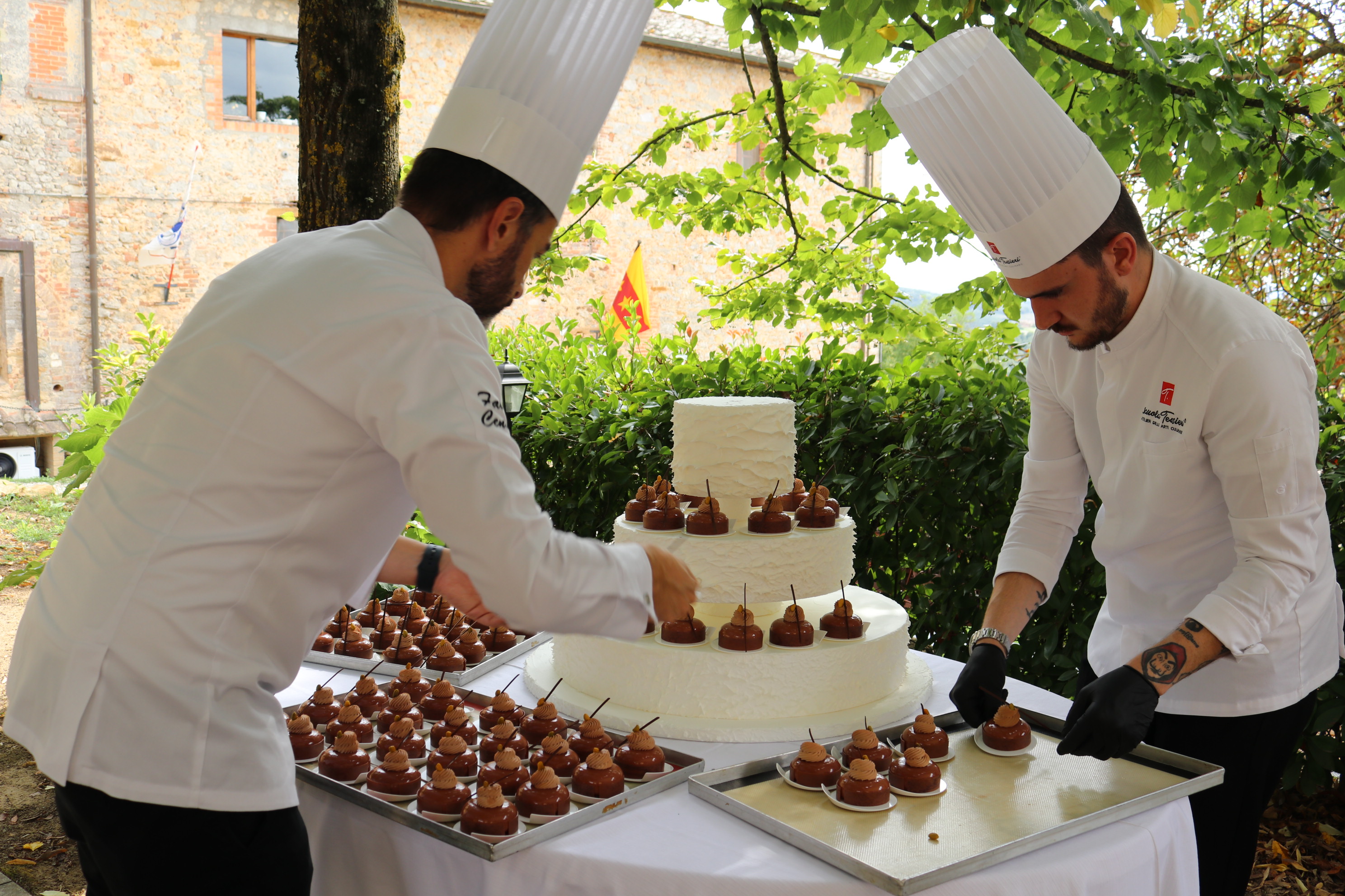 Torta Tierra della Scuola Tessieri di alta pasicceria Fattoria del Colle Toscana