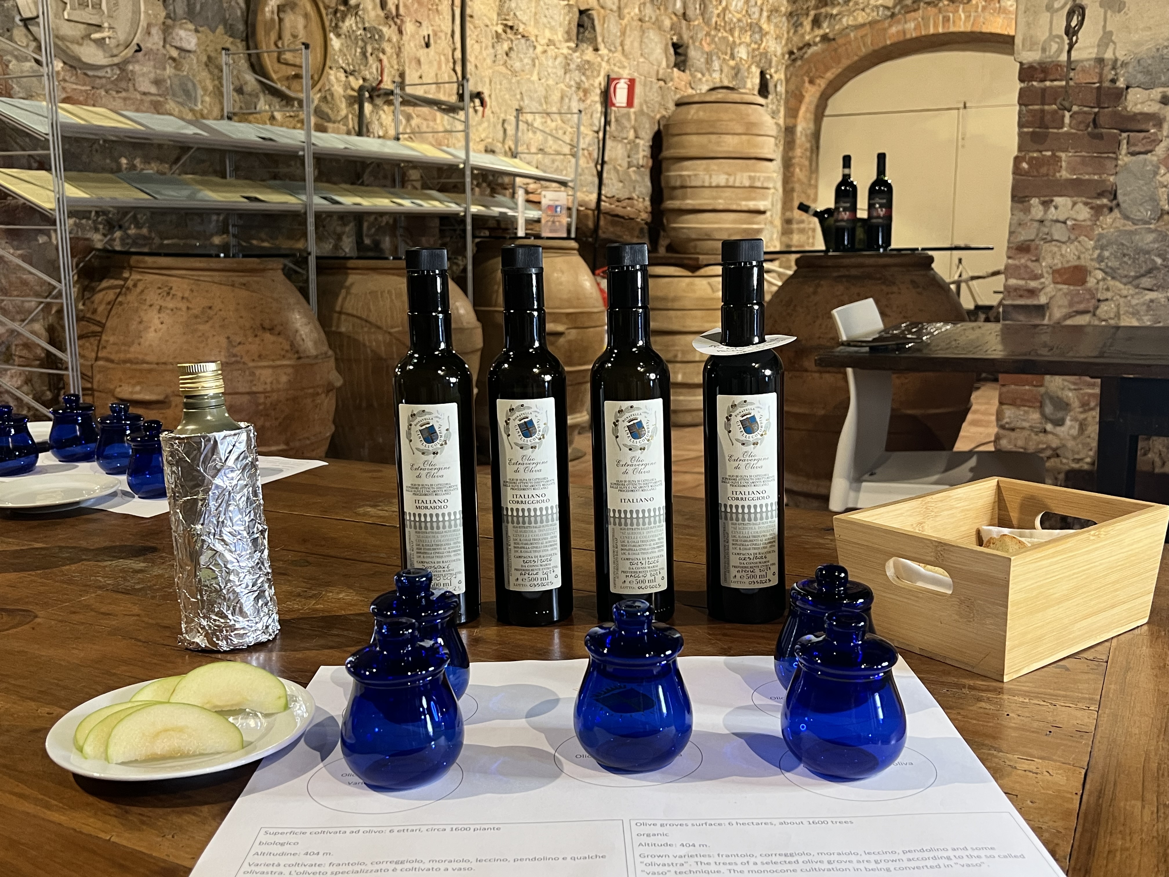 degustazione di olio extra vergine biologico 2025 Donatella Cinelli Colombini Fattoria del Colle Toscana