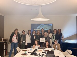 Donne del vino della Toscana da Italpreziosi